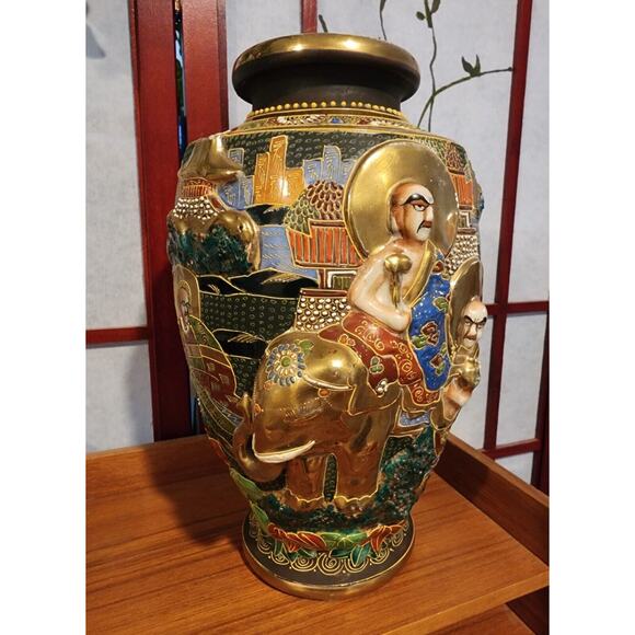 Antique Japanese Satsuma Moriage Relief Vase with Elephant 12" - Picture 1 of 9